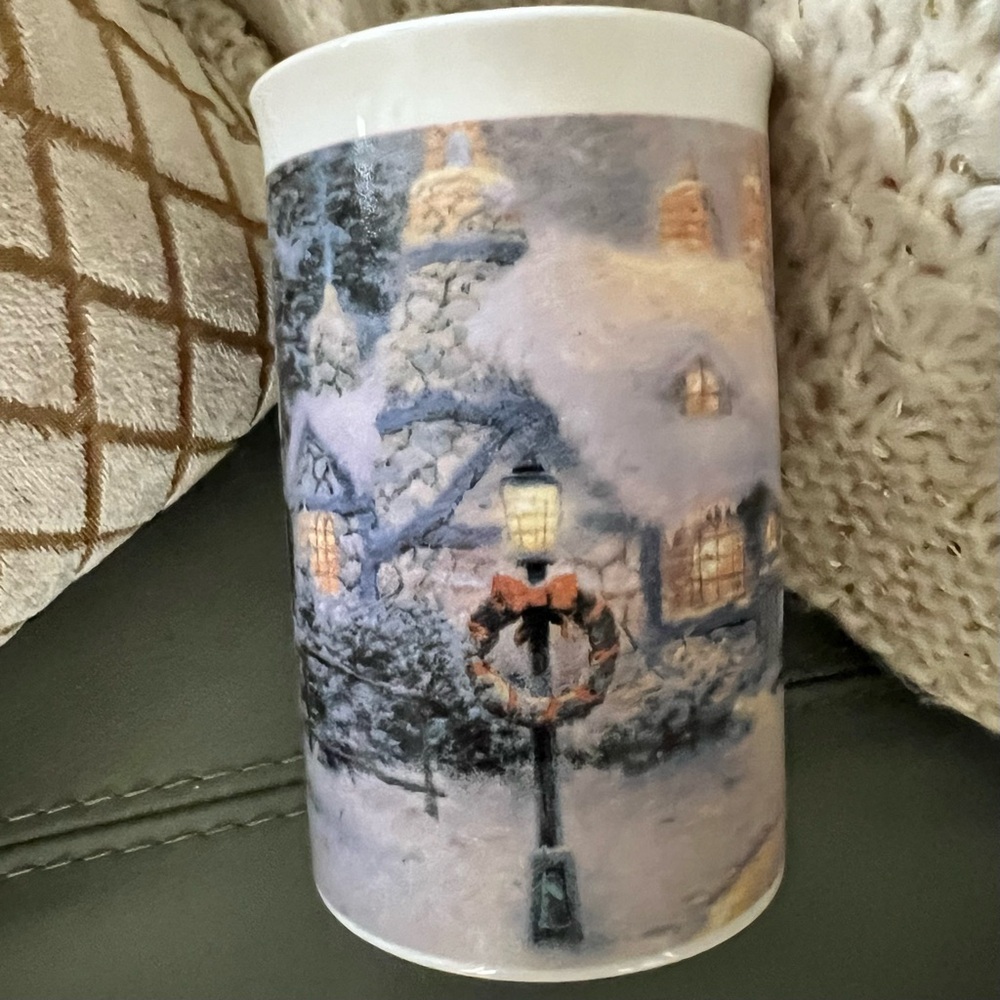 NWOT Vintage 1993 THOMAS KINKADE Snowy Cabin COFFEE Tea TALL MUG Cup 12-14 oz - Picture 15 of 17